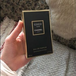 chanel coco noir 3.4 NEW